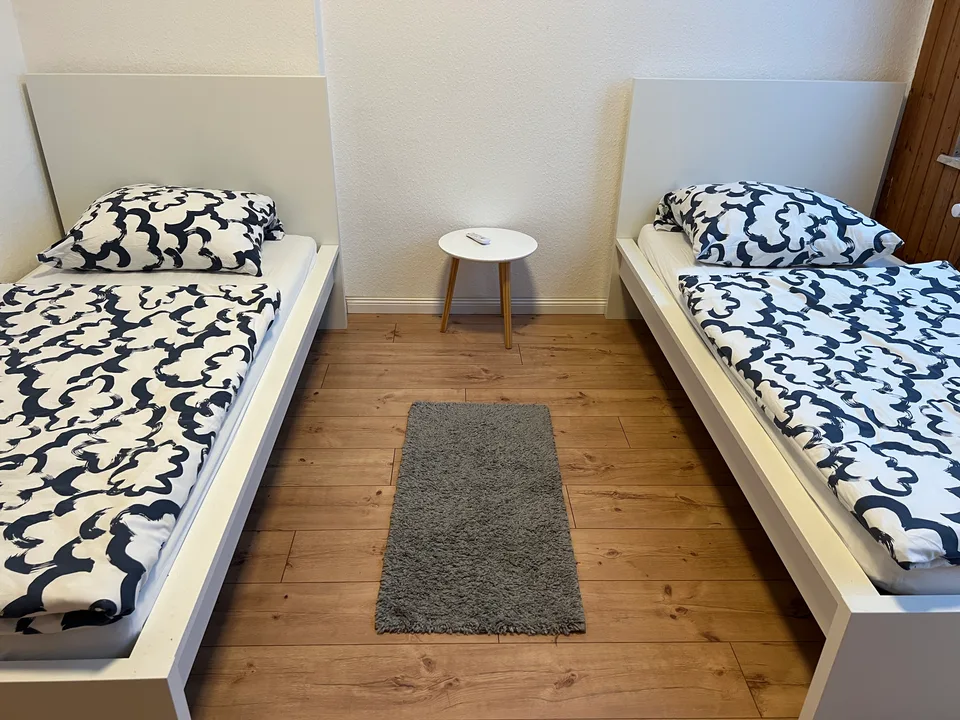 Gnesener Straße 2 · EG Rechts – Ferienwohnung in Bremerhaven